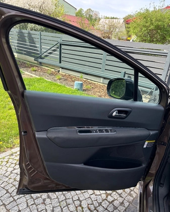 Volvo XC 70 cena 57600 przebieg: 181000, rok produkcji 2011 z Ropczyce małe 596